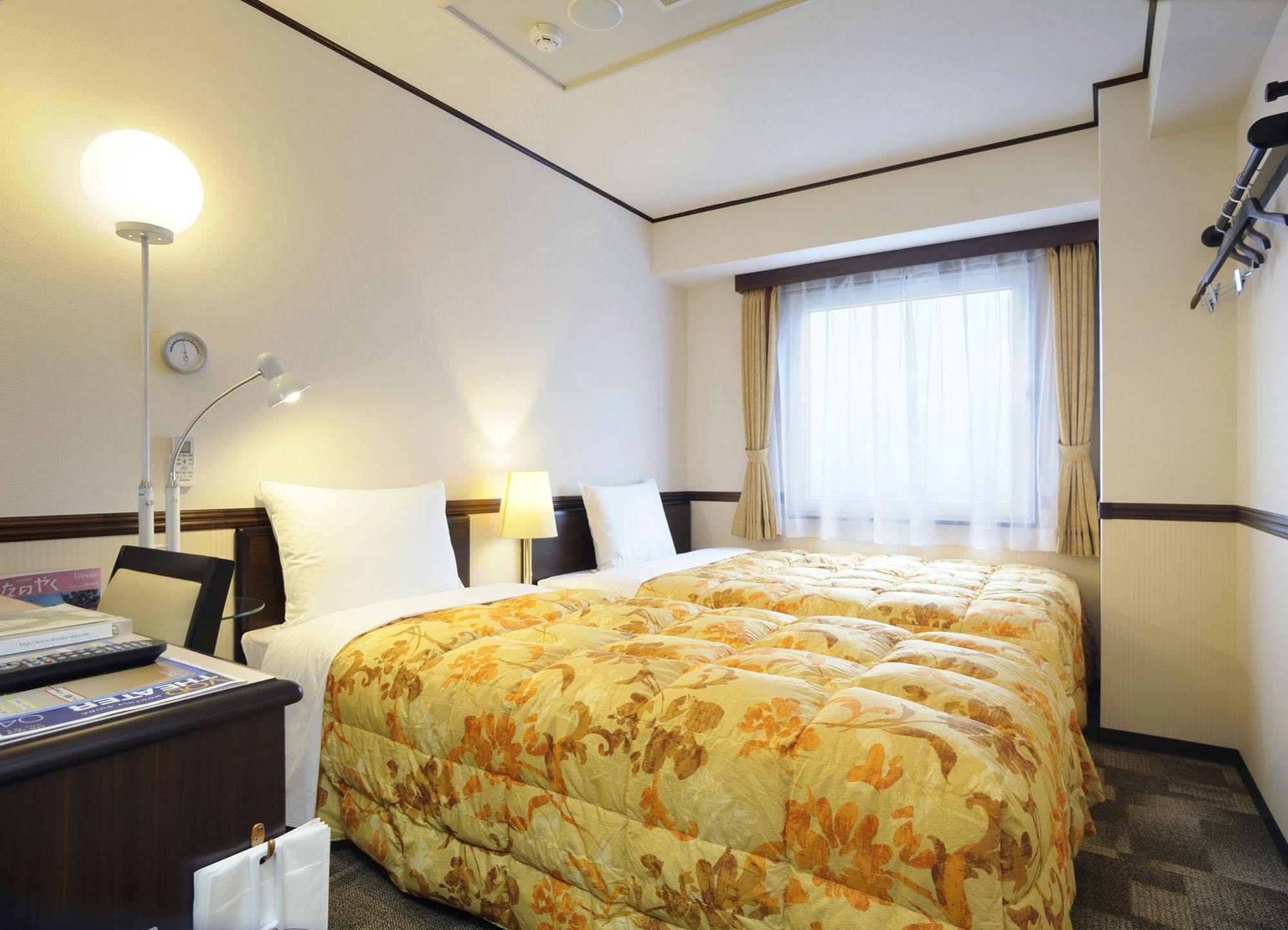 Toyoko Inn Gifu-Hashima-Eki Shinkansen Minami-Guchi Hashima  Dış mekan fotoğraf
