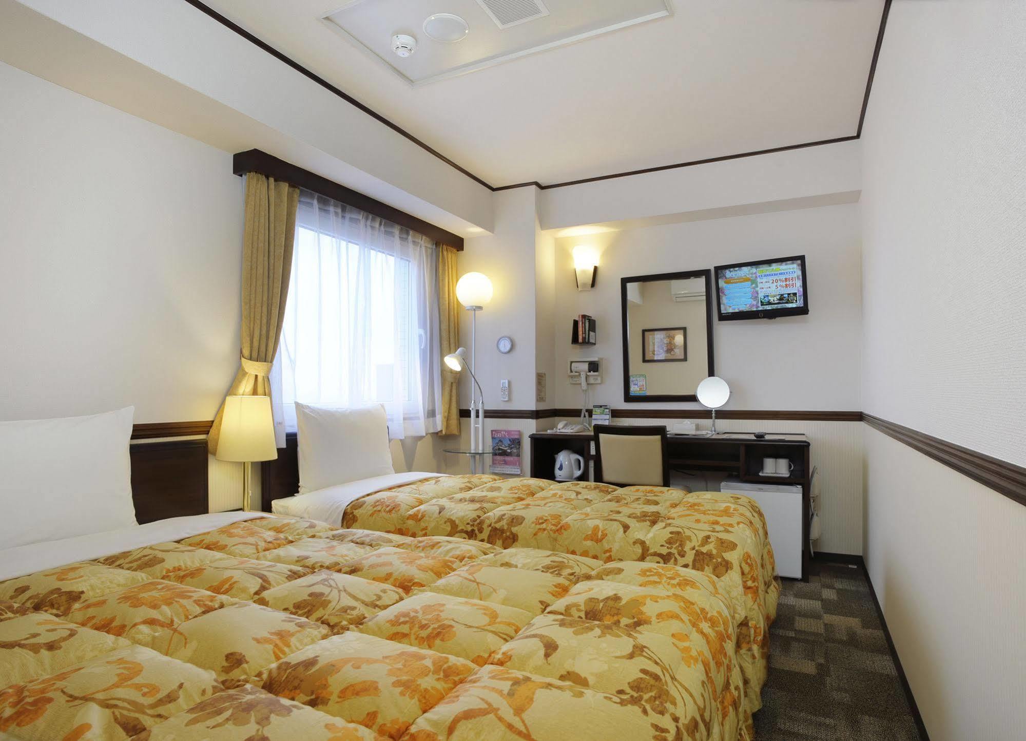 Toyoko Inn Gifu-Hashima-Eki Shinkansen Minami-Guchi Hashima  Dış mekan fotoğraf