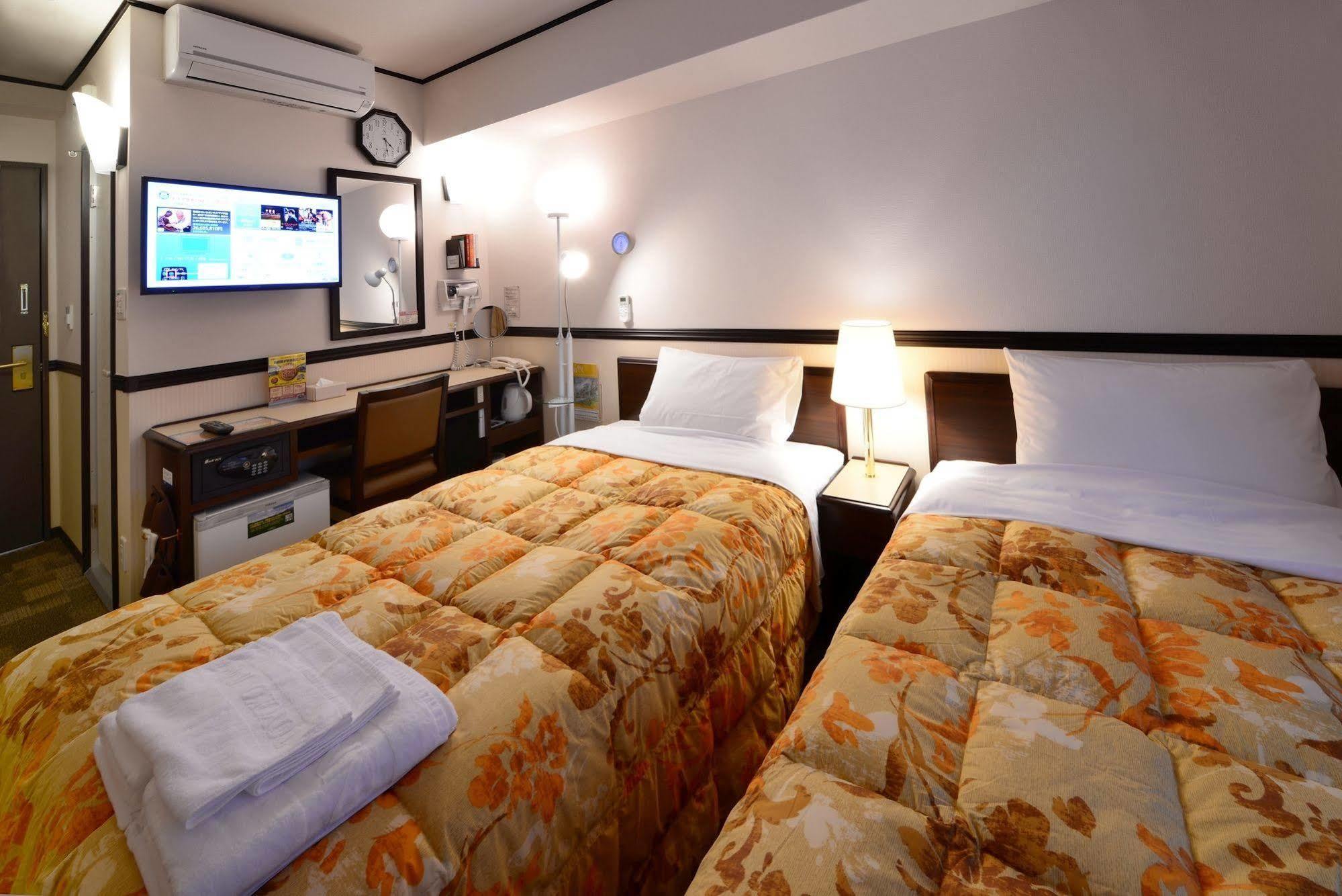 Toyoko Inn Gifu-Hashima-Eki Shinkansen Minami-Guchi Hashima  Dış mekan fotoğraf